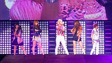 F(x) - f(x) - La Cha Ta SMTOWN麥迪遜廣場花園現場版