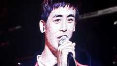 Nichkhun講話