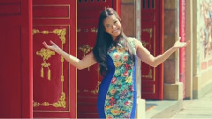 Ben Em Mua Xuan