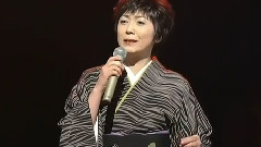 轉がる石