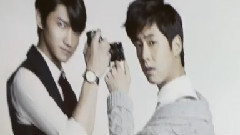 < The Celebrity >12月號