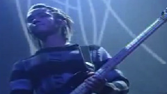 貝斯表演 1st Live In Tokyo