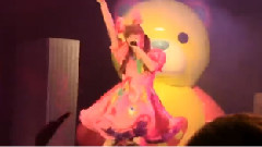 かわいいダンス振り付け?可愛い衣裝