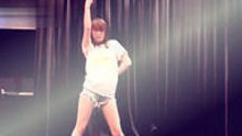  - 性感風騷美女給力熱舞