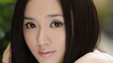  - 長腿美女車展大秀性感