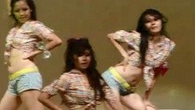  - 性感蝴蝶結 短褲美女熱舞