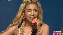 2NE1 - 2NE1 - Falling In Love 20130727 現場版