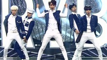 SHINee上演制服誘惑