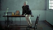 2NE1 - CL為藝術獻身唯美出鏡