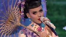 凱蒂·佩里 - Unconditionally AMA全美音樂獎2013現場版
