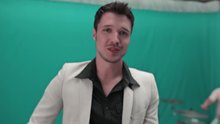 Bolje Da Ostane? Sama
