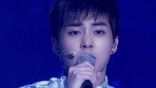 XIUMIN - 背對背擁抱 現場版