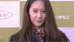 Krystal首爾翰林藝高畢業典禮 新聞大拼盤