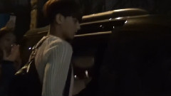 EXO出SM公司大門