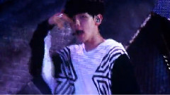 金鐘仁KAI Solo & Overdose