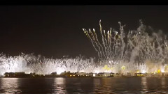 迪拜炫麗新年焰火