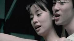 愛再靠近一點