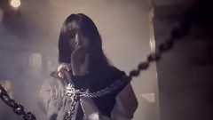 別盯著看